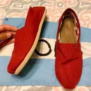 Red Toms Originals